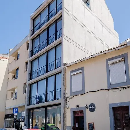 Boutique Rentals- Bliss By The Sea Apt- Ocean Views In Foz