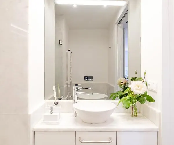 Boutique Rentals- Bliss By The Sea Apt- Ocean Views In Foz Lägenhet *