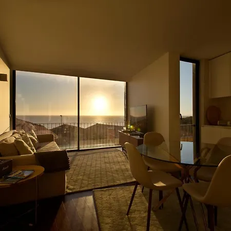 Boutique Rentals- Bliss By The Sea Apt- Ocean Views In Foz Apartment *