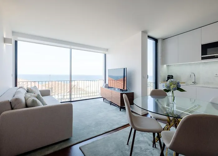 Boutique Rentals- Bliss By The Sea Apt- Ocean Views In Foz דירה