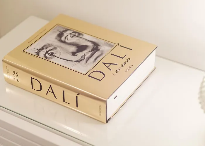 Boutique Rentals- Bliss By The Sea Apt- Ocean Views In Foz דירה *