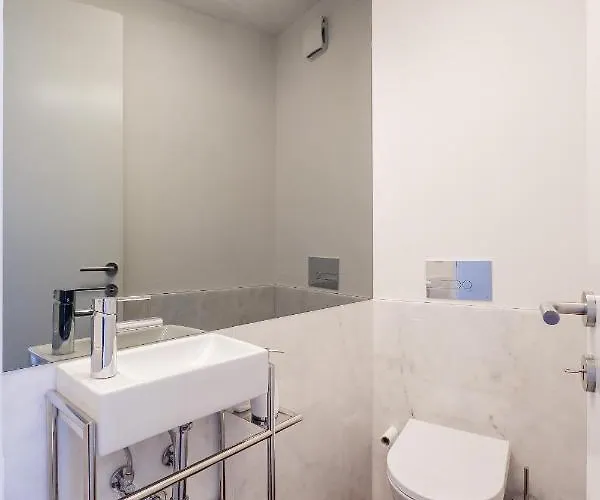 Boutique Rentals- Bliss By The Sea Apt- Ocean Views In Foz アパート *